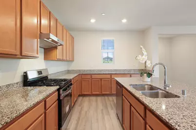 1457 W Woodward Avenue, Manteca, CA 95337 - Photo 11