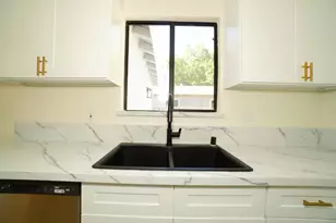 509 E St, Roseville, CA 95678 - Photo 25
