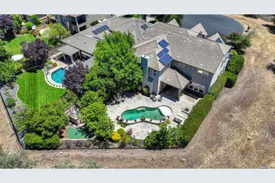 701 Stanfel Place, El Dorado Hills, CA 95762 - Photo 3