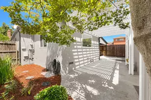 2801 San Luis Ct, Sacramento, CA 95818 - Photo 21