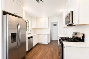 2801 San Luis Ct, Sacramento, CA 95818 - Photo 9