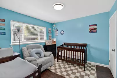 4960 Bradford Drive, Sacramento, CA 95820 - Photo 21