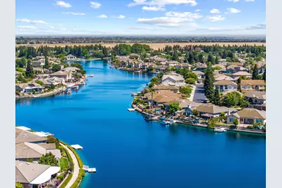 2726 Marina Point Lane, Elk Grove, CA 95758 - Photo 57
