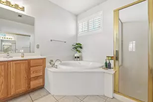 2726 Marina Point Ln, Elk Grove, CA 95758 - Photo 25