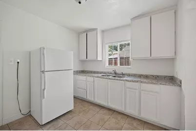 2398 Oakmont Street, Sacramento, CA 95815 - Photo 7