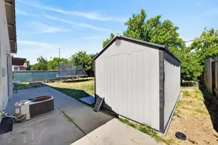 7705 Beth St, Sacramento, CA 95832 - Photo 47