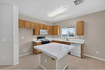 7705 Beth Street, Sacramento, CA 95832 - Photo 13