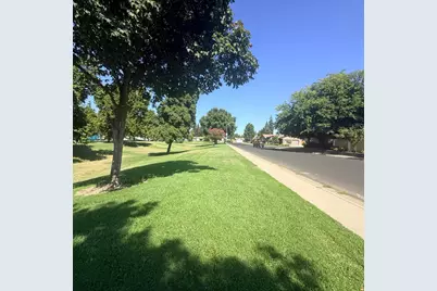 728 Agate Avenue, Manteca, CA 95336 - Photo 23
