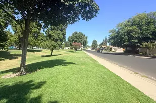 728 Agate Ave, Manteca, CA 95336 - Photo 17