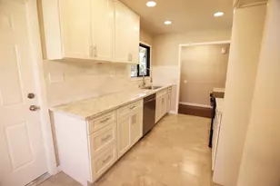 1712 W Locust St, Lodi, CA 95242 - Photo 3