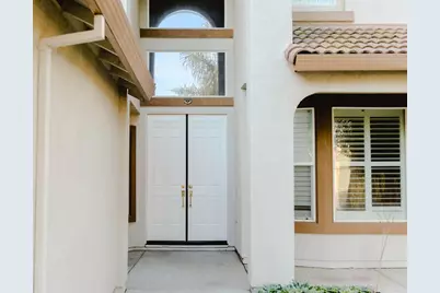 10208 Jenny Lynn Way, Elk Grove, CA 95757 - Photo 3
