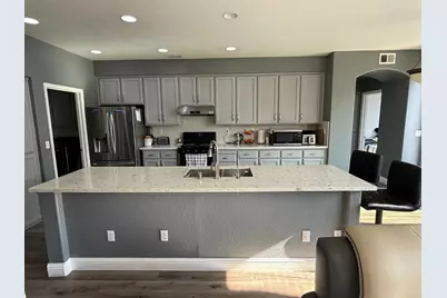 2094 New Hampshiire Way, Sacramento, CA 95835 - Photo 3