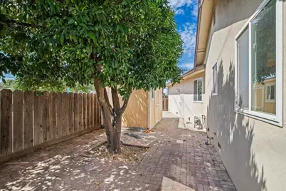 720 Woodrow Avenue, Modesto, CA 95350 - Photo 41
