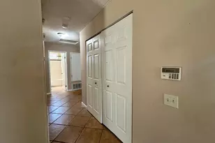 22 Nutwood Cir, Sacramento, CA 95833 - Photo 19