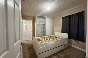 22 Nutwood Cir, Sacramento, CA 95833 - Photo 13