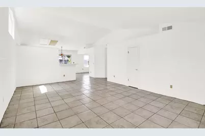 1925 Central Park Way, Ceres, CA 95351 - Photo 11