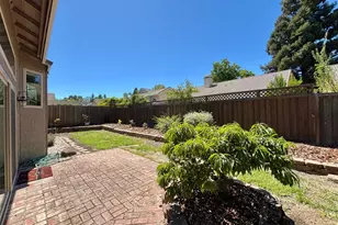 385 Hatteras Way, Sacramento, CA 95831 - Photo 31