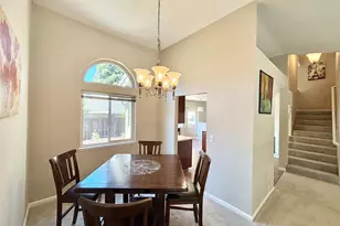 385 Hatteras Way, Sacramento, CA 95831 - Photo 9
