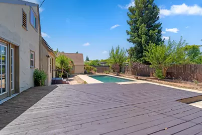 1015 College Avenue, Modesto, CA 95350 - Photo 39