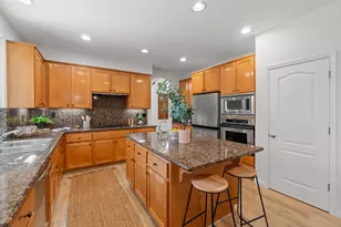 8208 Tail Race Dr, Roseville, CA 95747 - Photo 15
