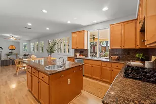 8208 Tail Race Dr, Roseville, CA 95747 - Photo 13