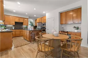 8208 Tail Race Dr, Roseville, CA 95747 - Photo 21