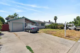 2032 Bowling Green Dr, Sacramento, CA 95825 - Photo 1