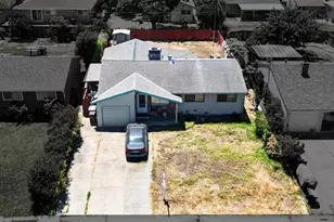 2032 Bowling Green Dr, Sacramento, CA 95825 - Photo 23