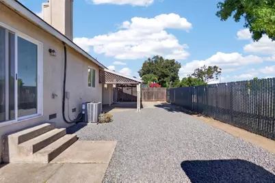 911 Toro Lane, Lathrop, CA 95330 - Photo 45