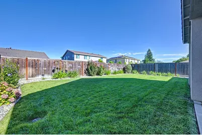 1626 Stepney Way, Plumas Lake, CA 95961 - Photo 37