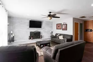 221 N Western Ave, Waterford, CA 95386 - Photo 3