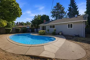 6650 Hogan Dr, Sacramento, CA 95822 - Photo 7