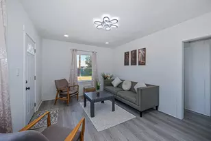 2820 Fruitridge Rd, Sacramento, CA 95820 - Photo 13