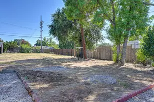 2820 Fruitridge Rd, Sacramento, CA 95820 - Photo 43