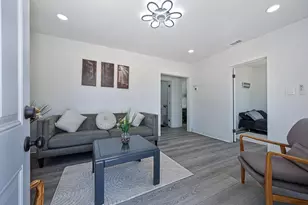 2820 Fruitridge Rd, Sacramento, CA 95820 - Photo 11