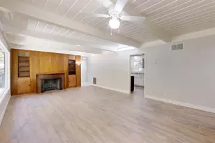 2433 Gwen Dr, Sacramento, CA 95825 - Photo 9