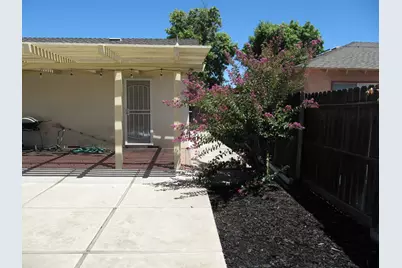 1033 Madison Avenue, Los Banos, CA 93635 - Photo 31