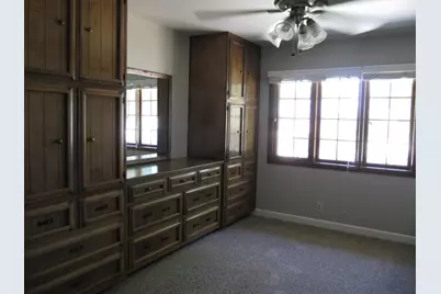 1033 Madison Avenue, Los Banos, CA 93635 - Photo 23