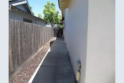 1033 Madison Avenue, Los Banos, CA 93635 - Photo 33
