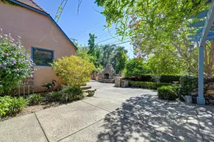 551 Southgate Rd, Sacramento, CA 95815 - Photo 69