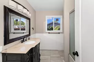 1124 Lakewood Ave, Modesto, CA 95355 - Photo 29