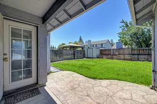 8652 Nash Way, Sacramento, CA 95828 - Photo 33