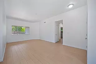 8652 Nash Way, Sacramento, CA 95828 - Photo 5