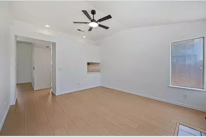 8652 Nash Way, Sacramento, CA 95828 - Photo 11