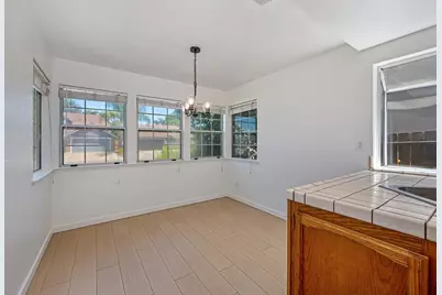 8652 Nash Way, Sacramento, CA 95828 - Photo 13