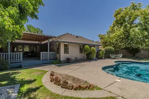 438 La Contenta Dr, Valley Springs, CA 95252 - Photo 9