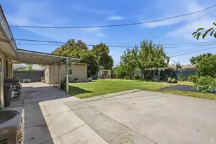 7109 Delhaven Way, North Highlands, CA 95660 - Photo 35