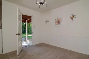 4317 Vulcan Dr, Sacramento, CA 95864 - Photo 9