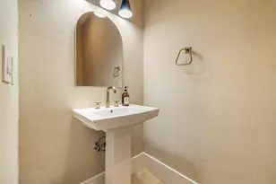 10725 Goldsborough Cir, Oakdale, CA 95361 - Photo 29
