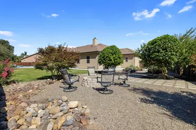 10725 Goldsborough Circle, Oakdale, CA 95361 - Photo 67